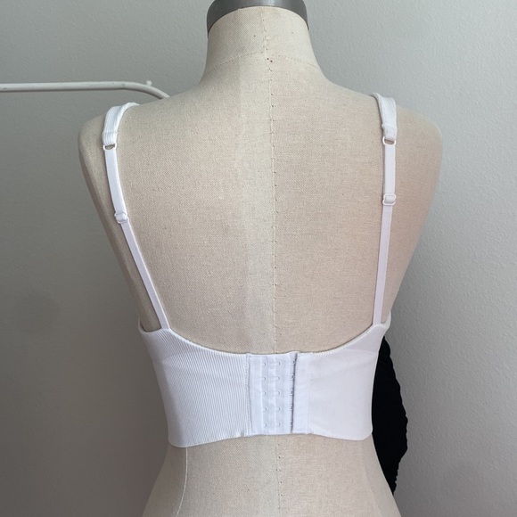 Bralette🌺 - Picture 4 of 6